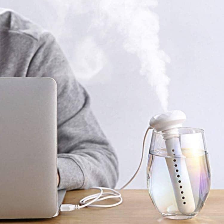 Portable pocket humidifier for on-the-go moisture control